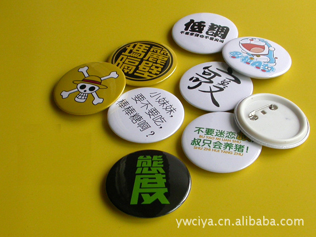 Direct selling Tinplate Chest badge Badges material