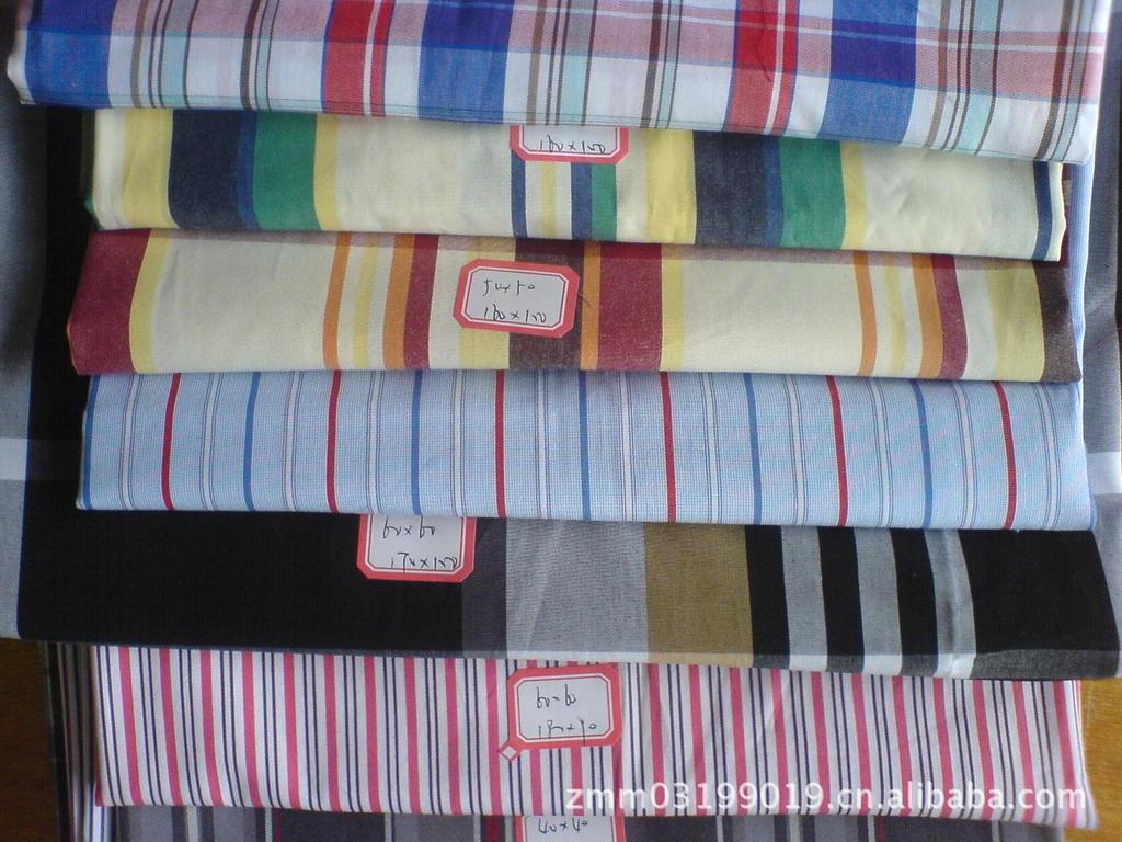 供应全棉朝阳格色织布 色织格子布面料  色织衬衫面料