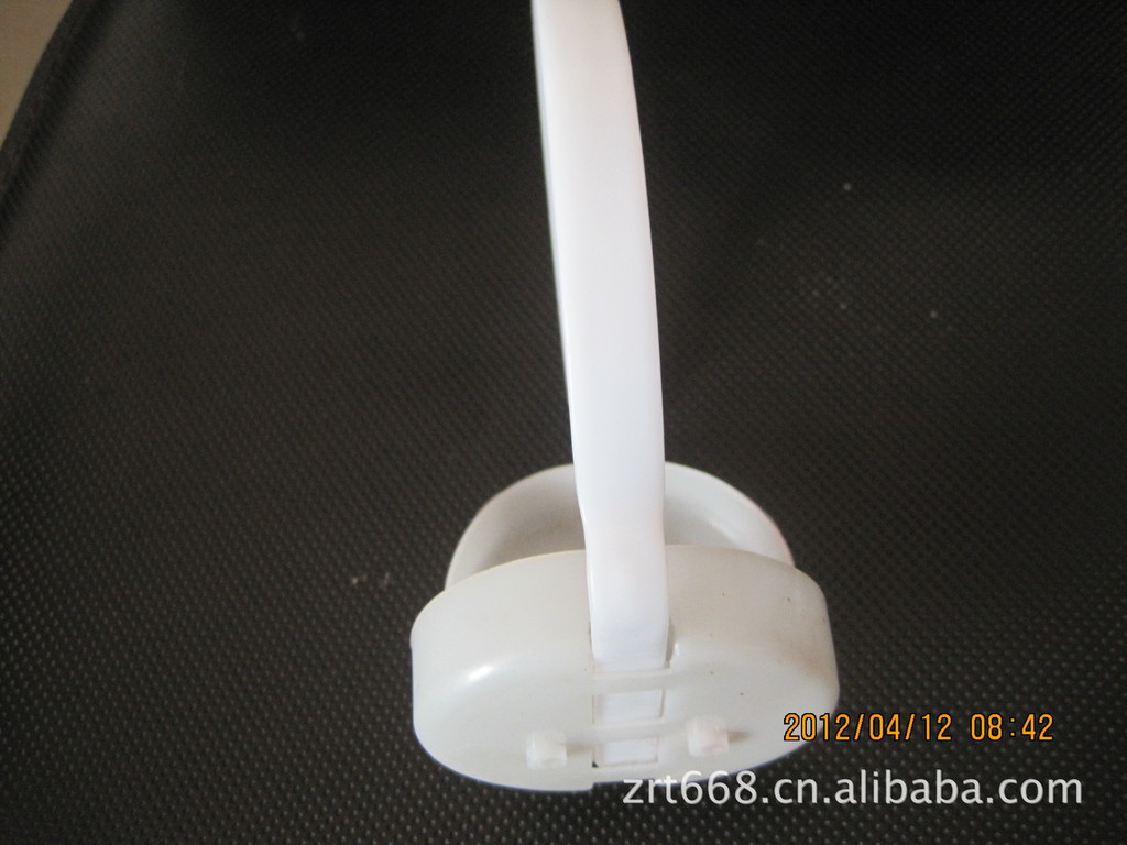 厂家供应保暖耳套塑料架子、耳机耳套架子、耳罩塑料骨架及配件