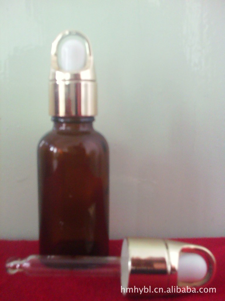 厂家直销药玻生产30ml精油瓶 可定制可批发玻璃精油瓶现货供应