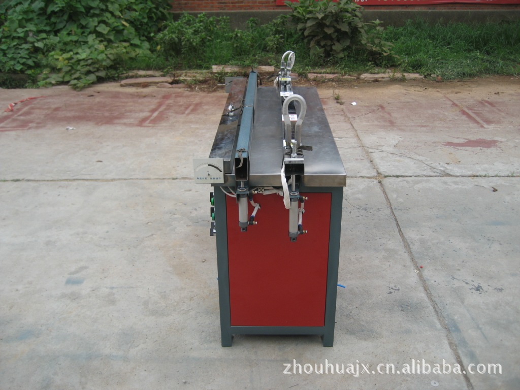 供应州华PVC发泡板1-20毫米厚不用开槽一次成型热弯机