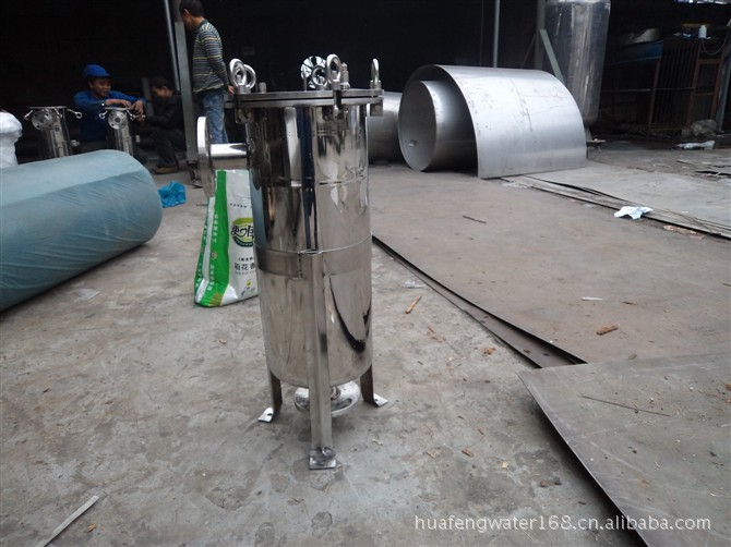 不锈钢单袋式，二袋式，三袋式，五袋式过滤器