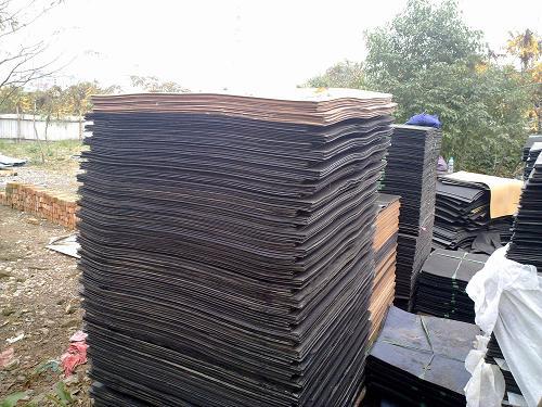 诚信橡胶底板厂家 专业销售适用各款式鞋型橡胶底 欢迎选购