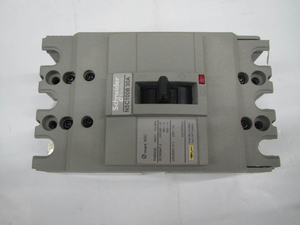 原装正品NSC100B3030 3P 30A Schneider空气开关塑壳式断路器