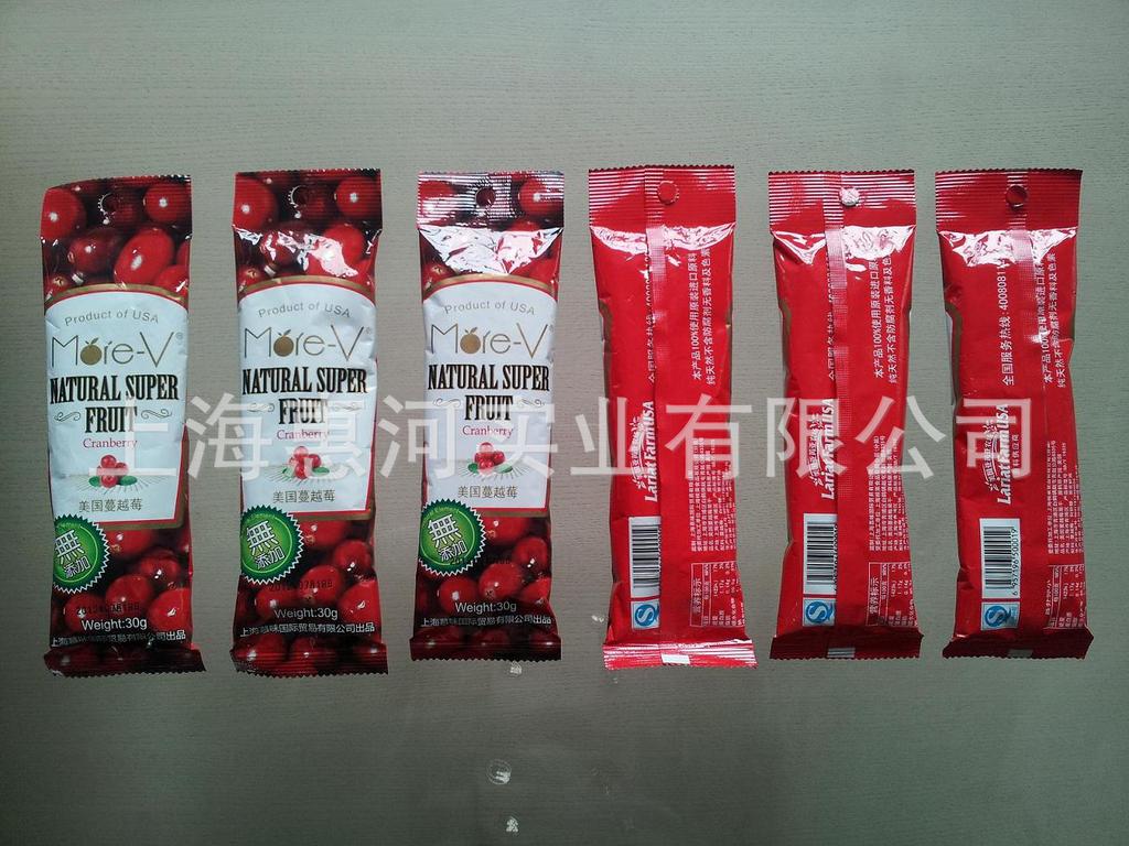 供应新疆大枣翻斗式包装机，鱼丸肉丸包装机，香蕉片包装机