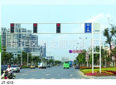 供应优质特价 监控支架  厂家生产 监控摄像机杆 道路限高架