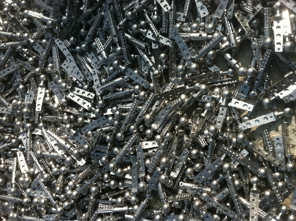 浙江省宁波市余姚市承接产品振动抛光 瞿兴兵 13305846819