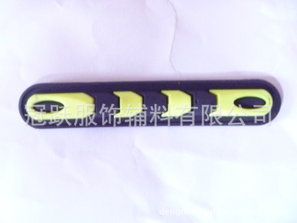 供应手套【PVC立体软胶标】手指  十分实用