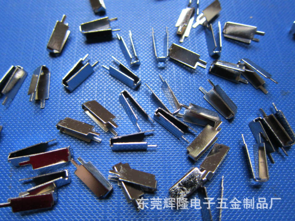 厂家直销充电器五金配件,弹片,触片,夹片,非标五金配件AC弹片-阿里巴巴