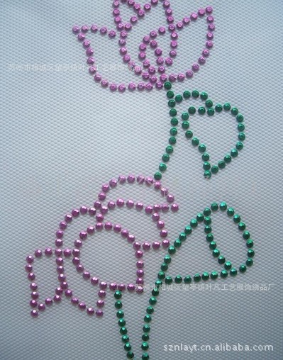 厂家供应羊毛衫针织衫外套通用羊绒烫钻图案