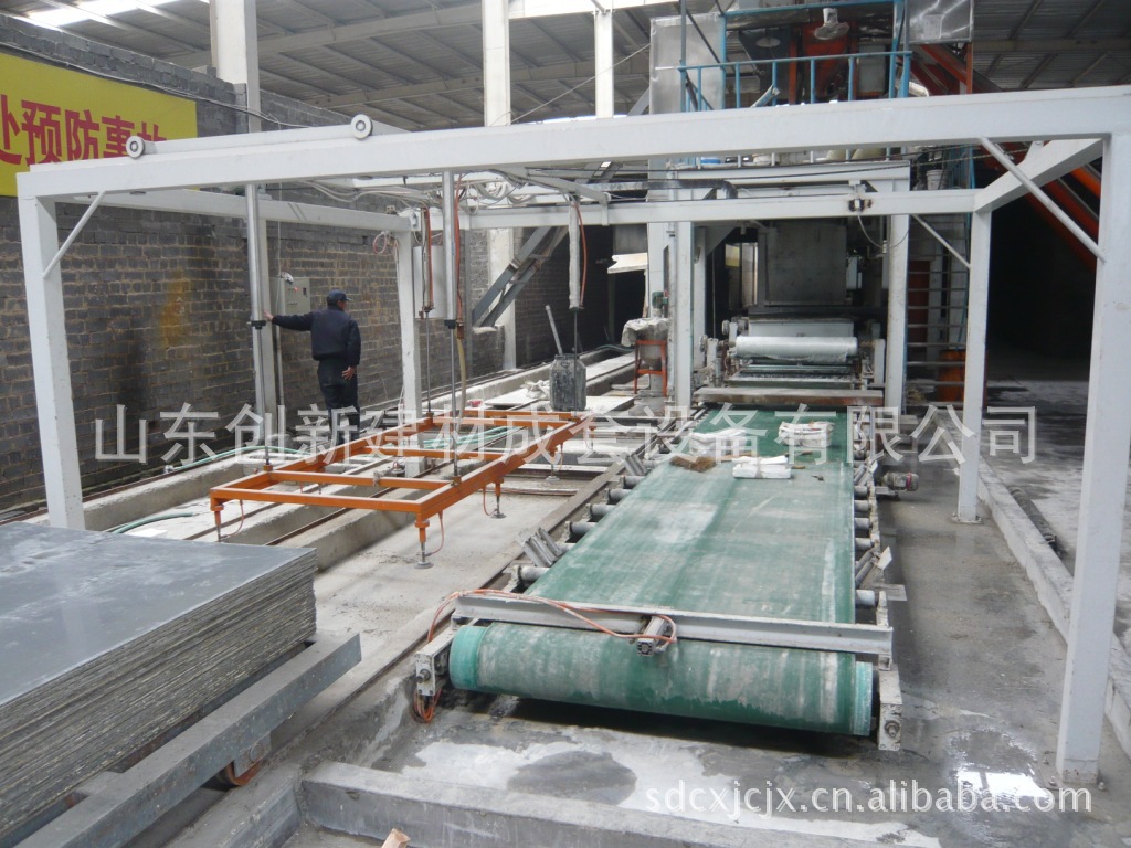 厂家供应复合轻质墙板设备 保温墙板成型机