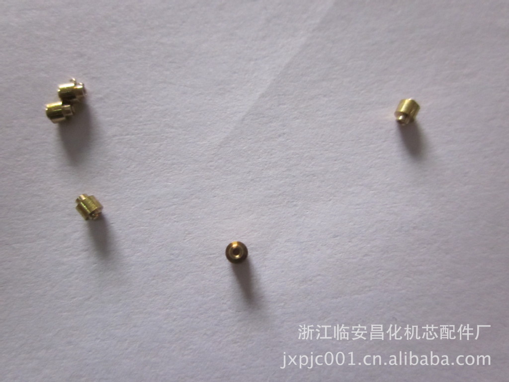大量供应机加工精密微型铜件 微型铜连接件 铜钉 铜轴