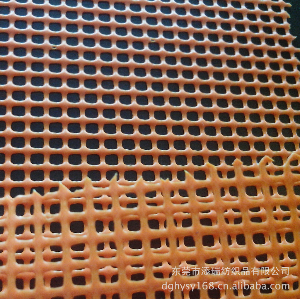 厂家供应实惠PVC方格网 黄色硬手感方格网眼布 沙滩布料现货