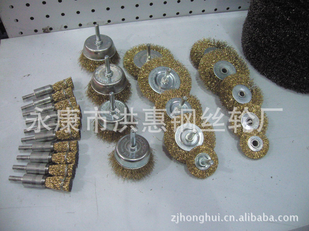 钢丝轮厂优质孔平型钢丝轮 除锈刷 磨料丝抛光打磨轮