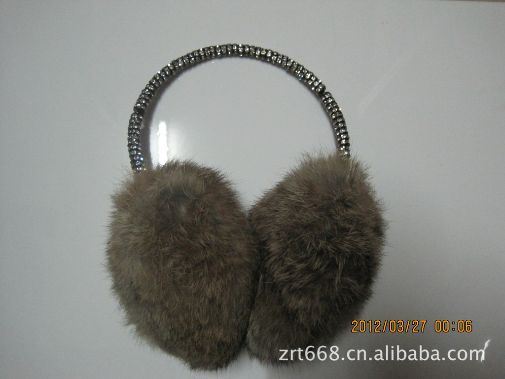 厂家供应各种保暖兔毛耳套:、天鹅绒保暖耳罩、耳包、耳暖、护耳