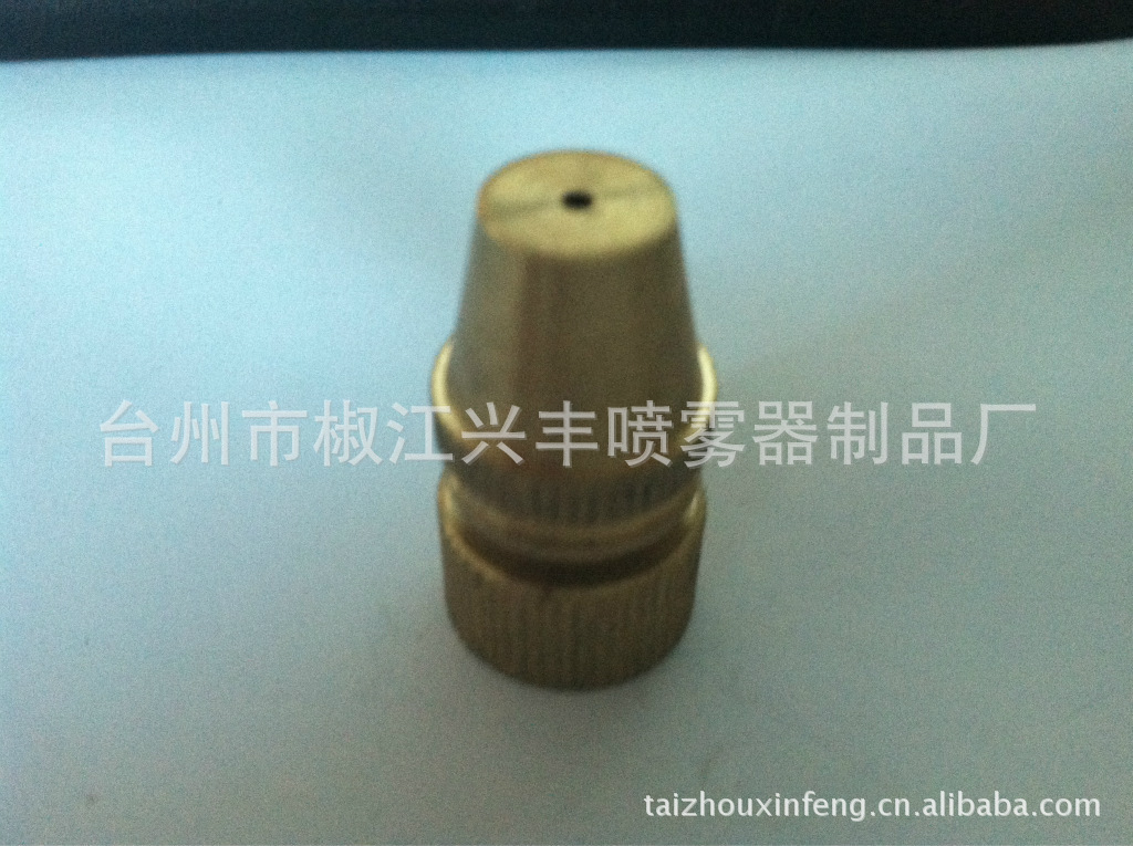供应喷雾器配件 电动喷雾器喷枪  园林降温喷头 铜高压喷枪