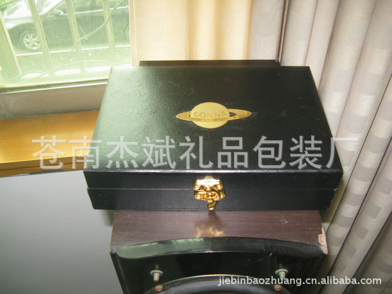 礼盒厂家供应礼盒。密度板盒子，硬纸板盒子