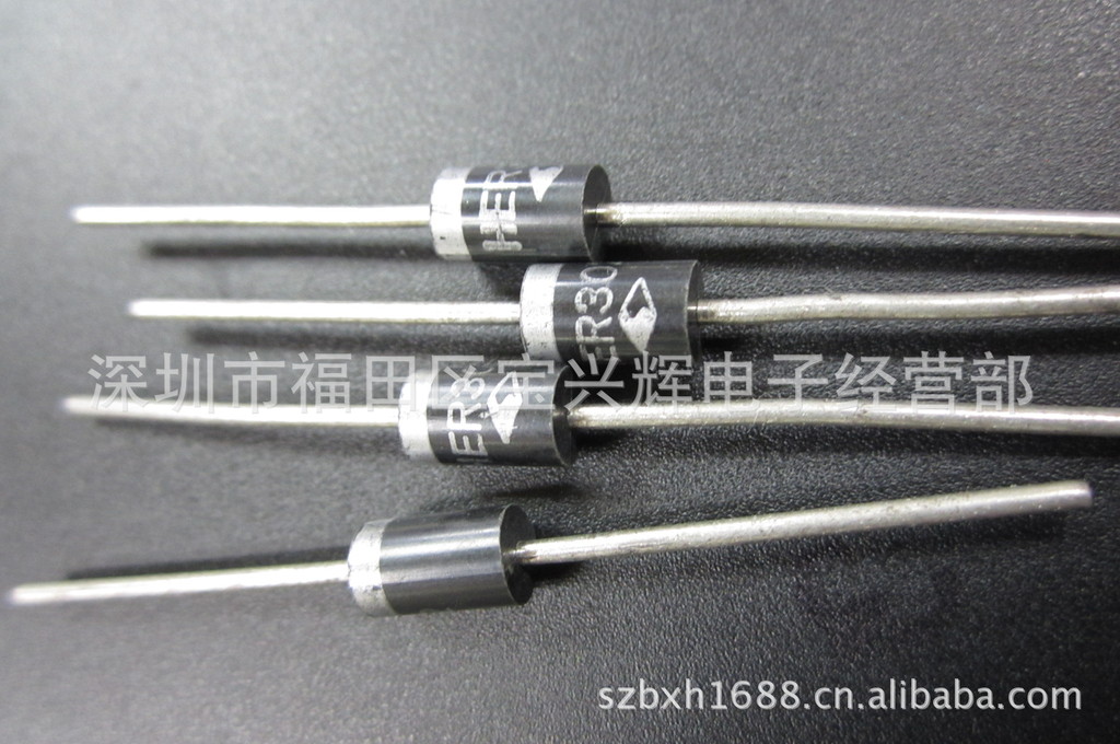 供应全新原装二极管  HER302 功率二极管 快恢复管 MIC系列