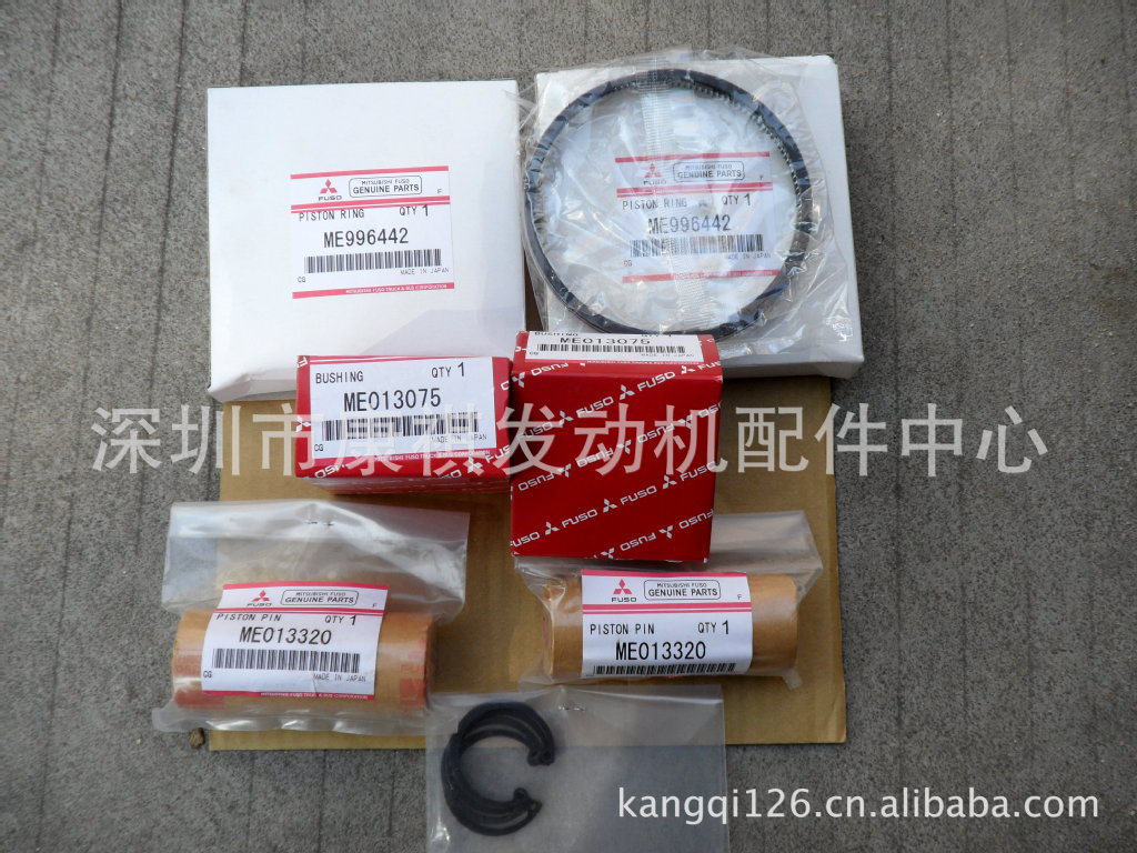 销售三菱柴油机配件4D34发动机活塞环ME996442