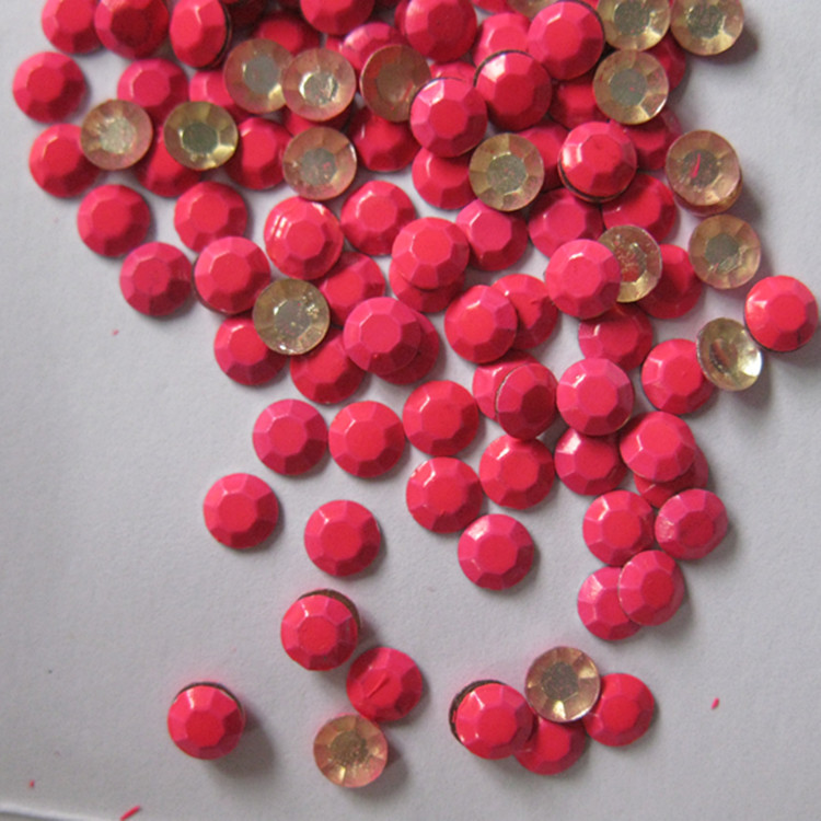 厂家批发彩色荧光八角烫片 5mm玫红荧光铝烫片 专业生产荧光烫片