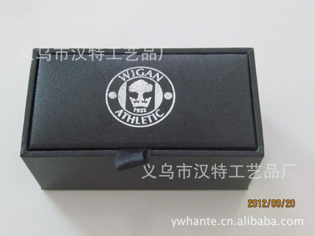 厂家大批量袖扣盒包装，小塑料盒子，袖扣盒