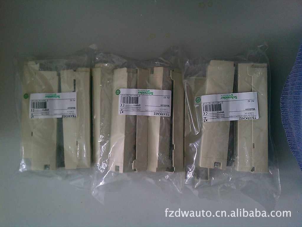 PLC 可编程控制器 电缆FSAFCB0200M23 原装正品现货