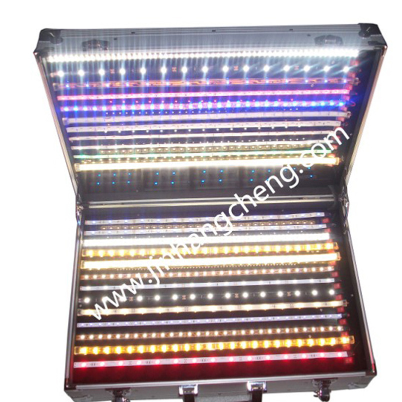 厂家定做精展会用LED灯条展示箱、测试箱、老化架