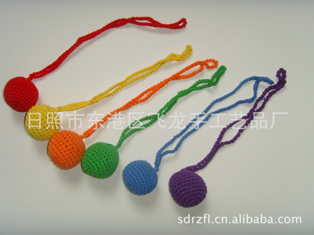供应钩编毛线球。手钩花工艺。款式新。品种全