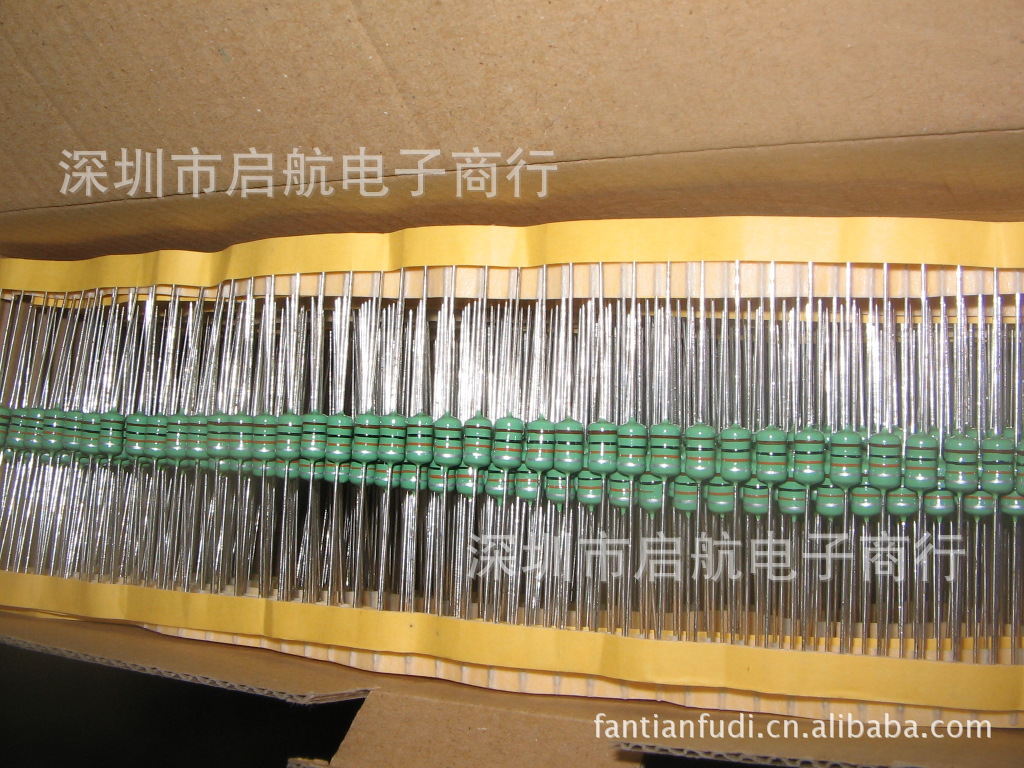 0510/10MH 1W色环电感