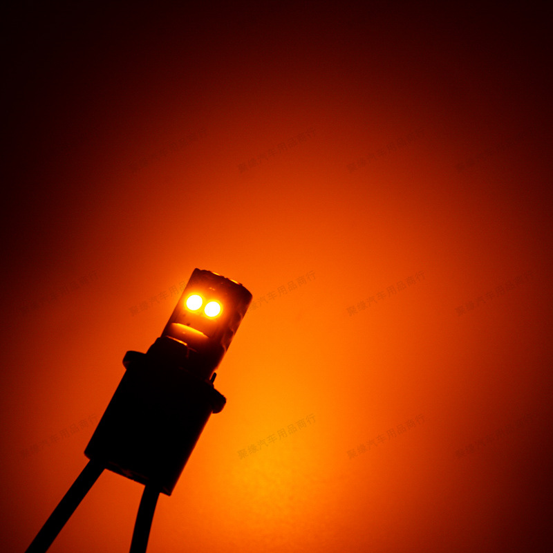 Nueva luz de cerámica caliente del esquema de la luz 3030-6smd de la anchura del bulbo W5W del coche de T10 LED pequeña