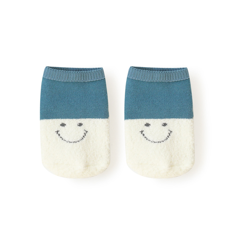 Calcetines para niños Otoño e Invierno dibujos animados cara sonriente forrado de lana bebé Terry calcetines cosidos a mano cabeza antideslizante piso calcetines barco Calcetines cortos