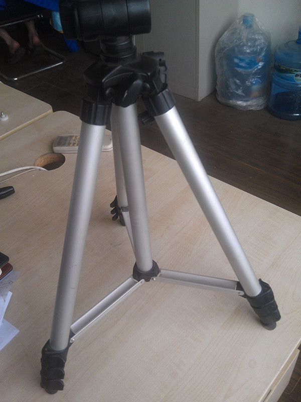 九源铝业加工供应铝型材铝合金摄影照相支架型材批发