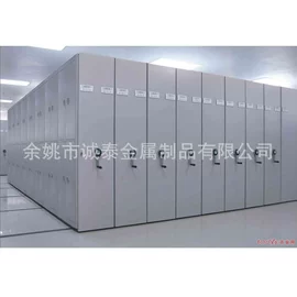 仓储货架;金属托盘;周转箱