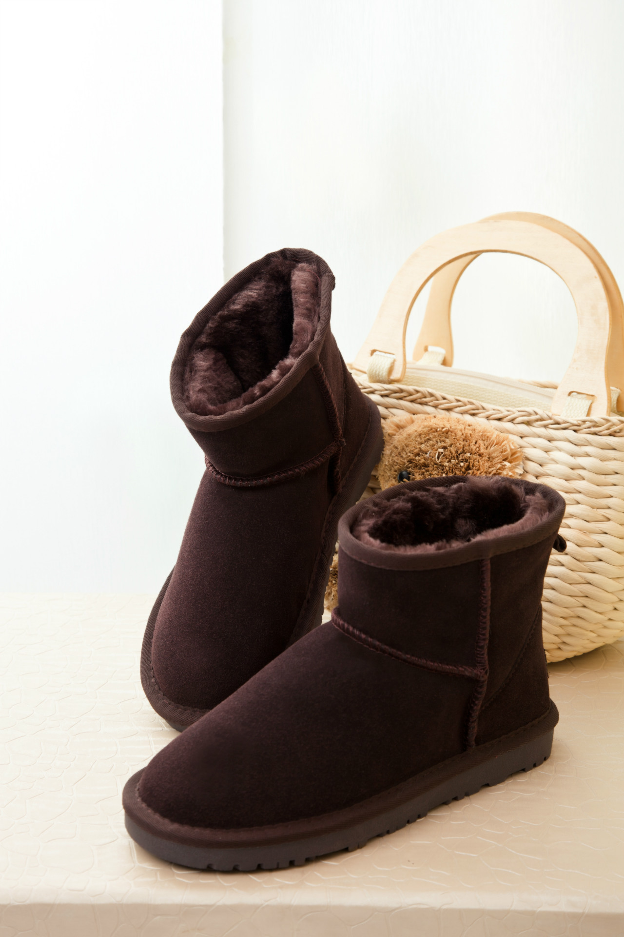 1049919405_1793995830