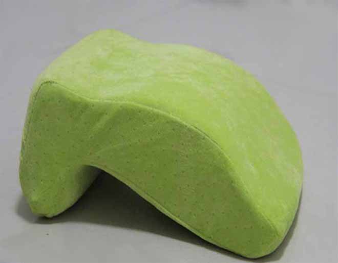 綠色午睡枕0320131119090350