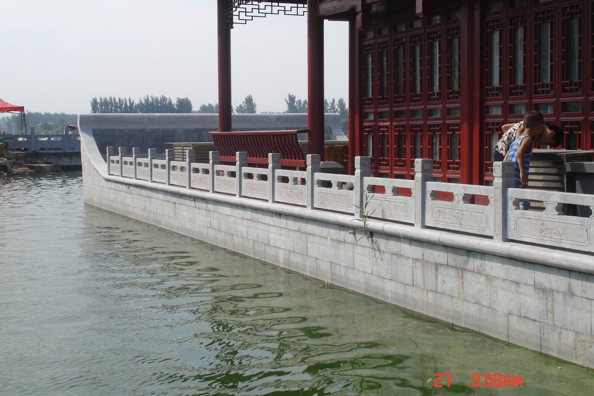 直销汉白玉栏板栏杆   大理石栏板栏杆图片 常年加工安装河道栏杆