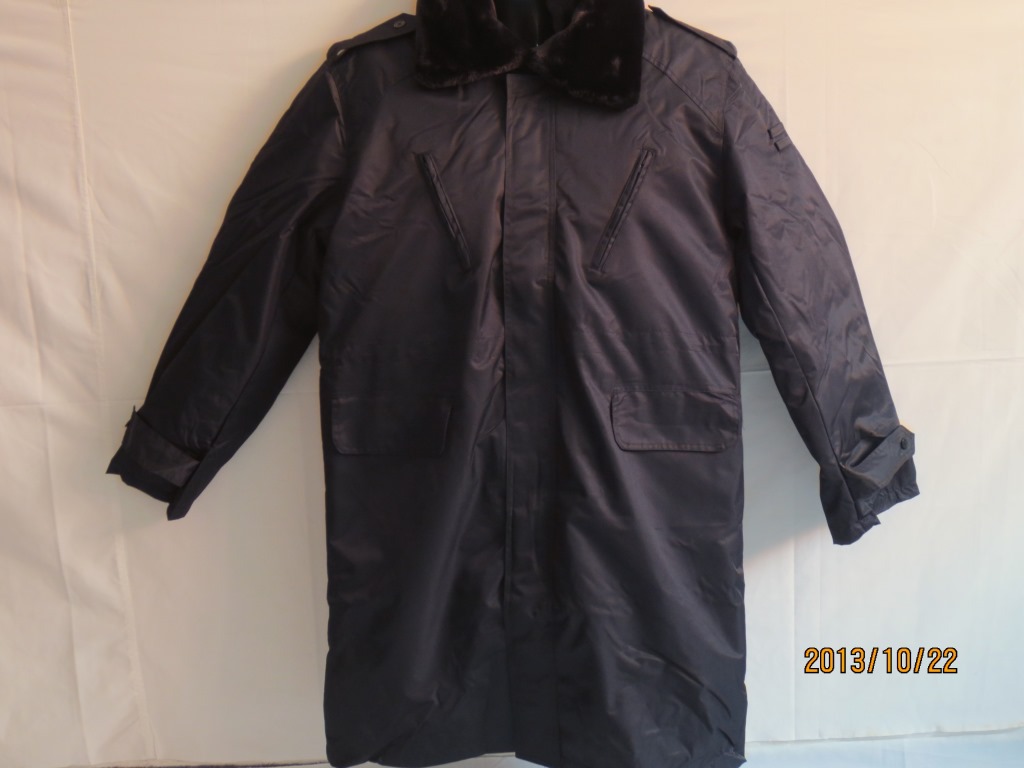 现货批发新式多功能防寒服加厚长款特种兵棉衣男保安作训风衣棉衣|ru