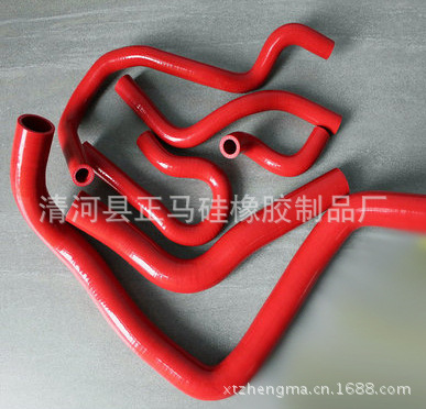 供应汽车硅胶管 本田车用硅胶管 彩色硅胶管 耐高温