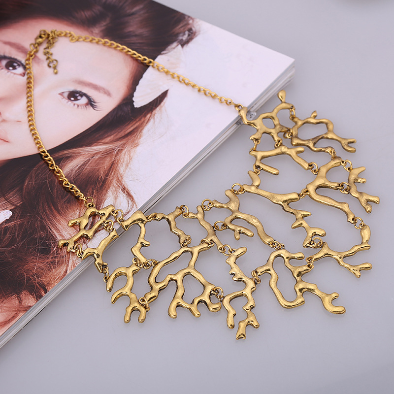 Coral Pattern Women'S Gender Retro Exaggerated Maximalism Coral Alloy Statement Necklaces Wholesale
