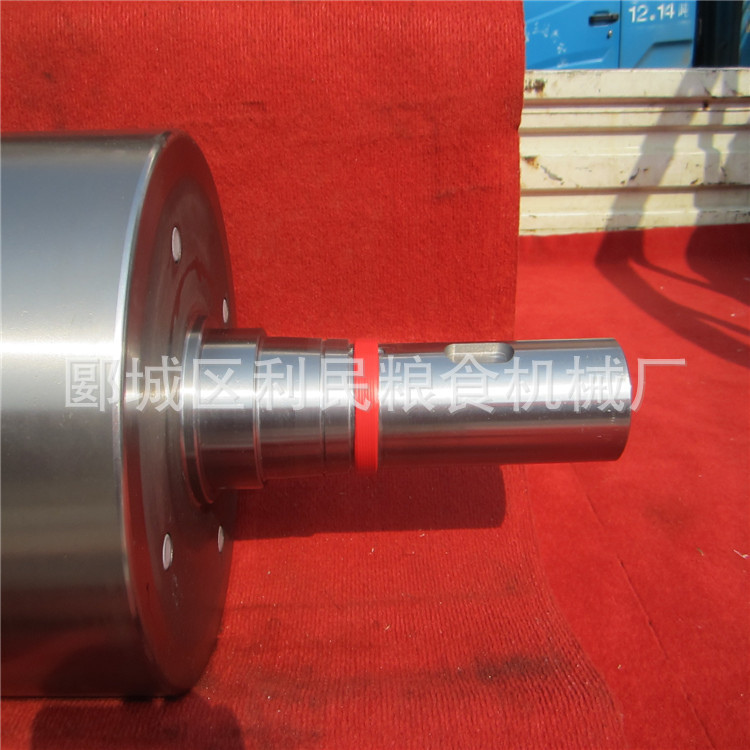 家用小型面粉机磨辊 面粉厂磨辊 对辊 酒厂用磨辊 合金磨辊好