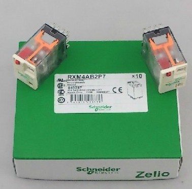 中间继电器  RXM4AB2P7    AC220V