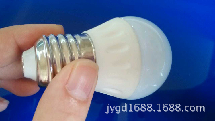 LED球泡  LED贴片球泡灯散热陶瓷球泡灯 LED球泡 E27螺3