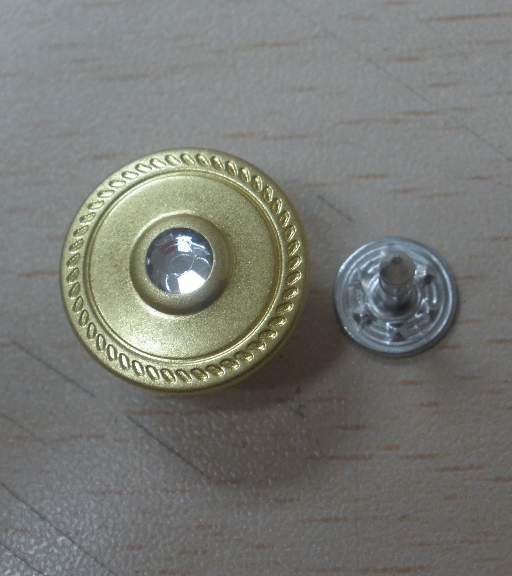 20mm哑克叻钻旋转工字钮 牛仔钮JC00347