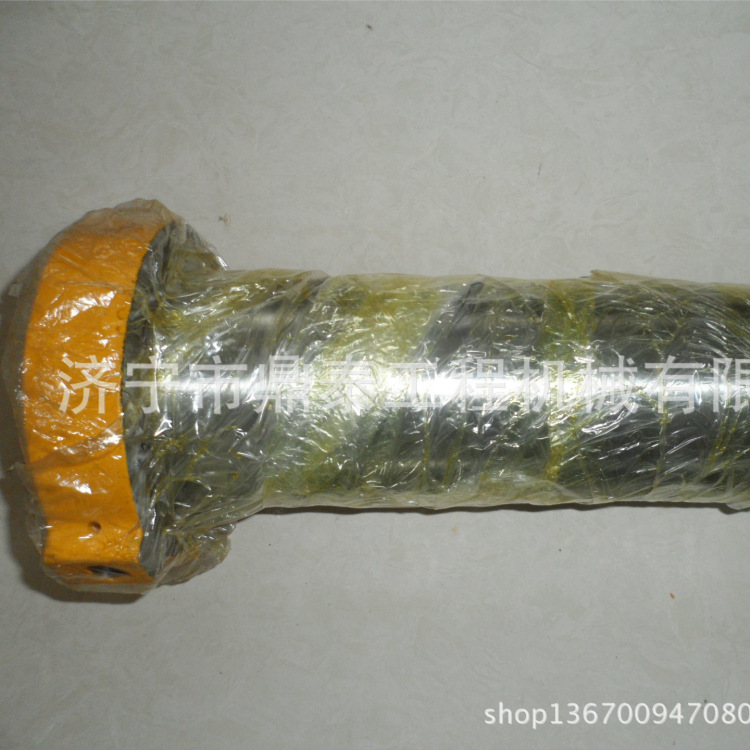 进口挖掘机配件PC230-6挖掘机 涨紧油缸206-30-72140