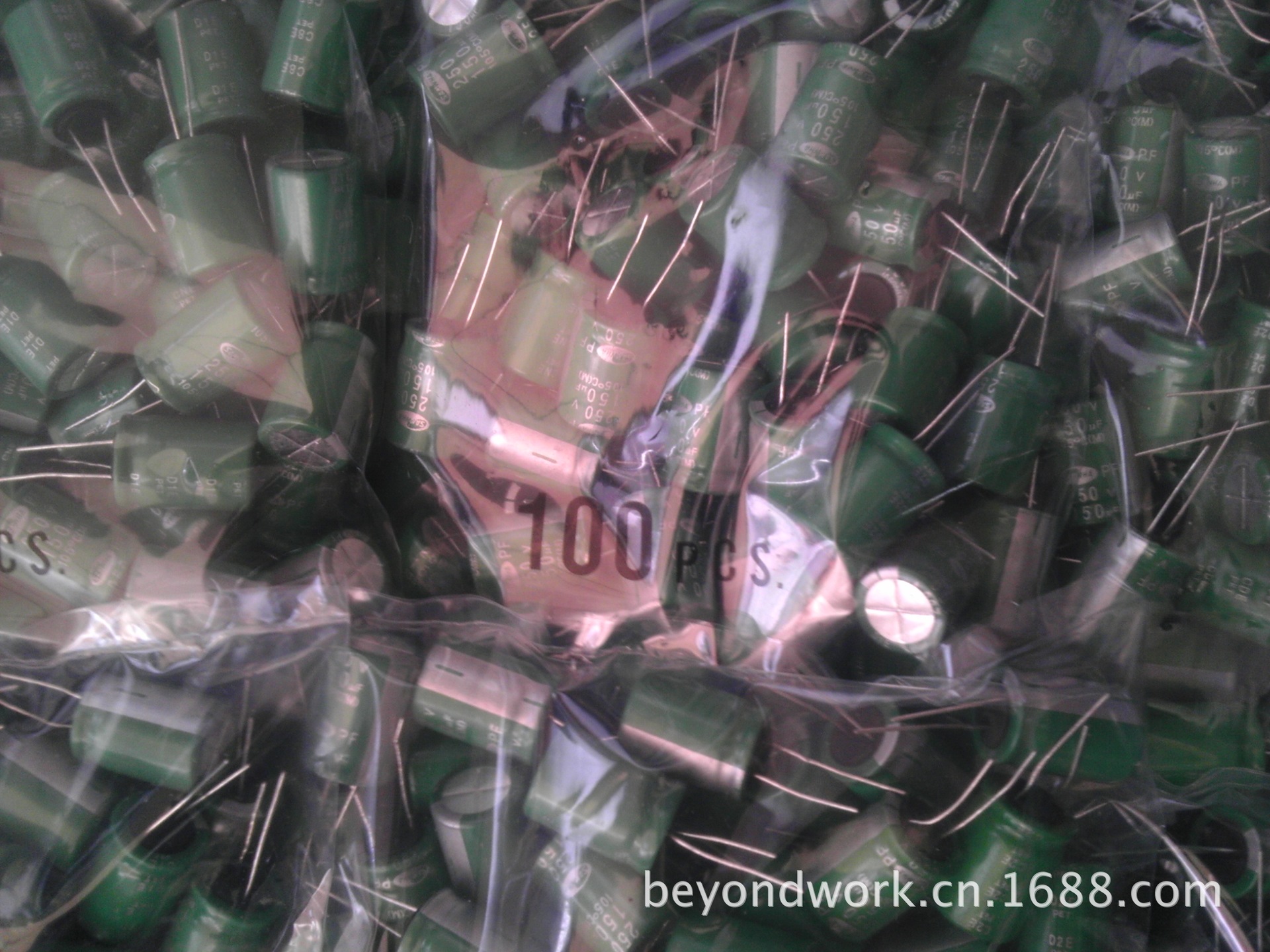 韩国原装进口150uf200v铝电解电容250v150uf