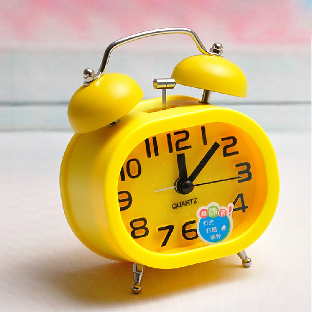 韩版立体数字双铃闹钟 椭圆形打铃闹钟 静音机芯 小夜灯 塑胶|ru