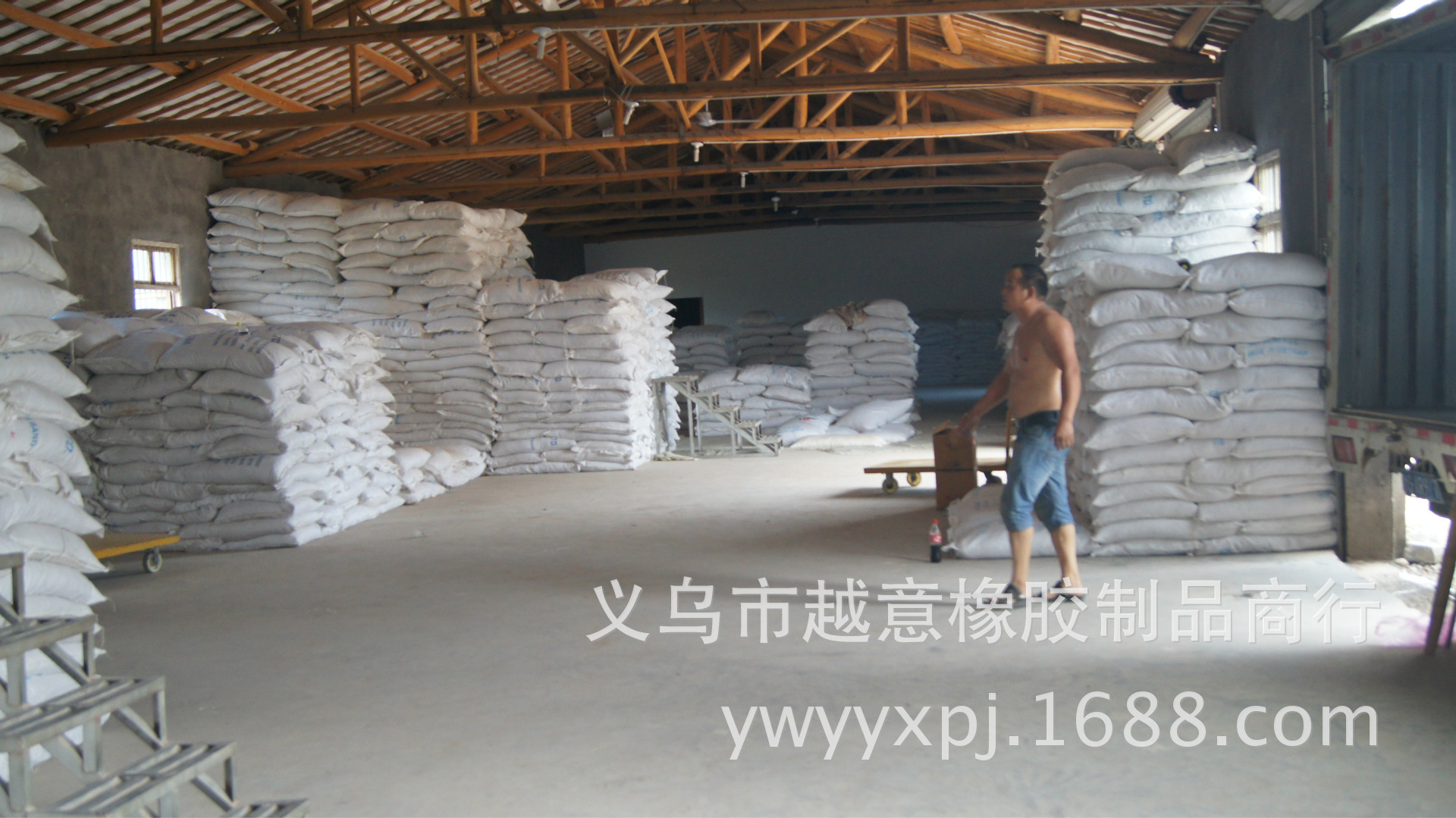 DSC04643皮筋仓库4