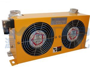 AH0608LT-CD24风冷式油冷却器