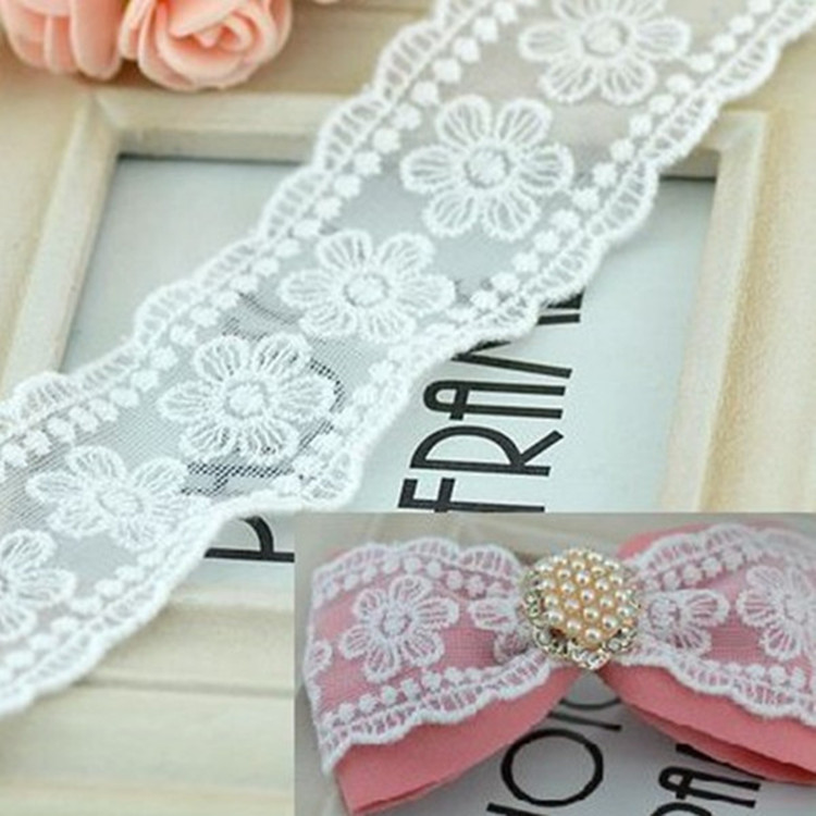 4CM宽漂白色梅花双波浪边棉线网布刺绣蝴蝶结头饰配件蕾丝花边