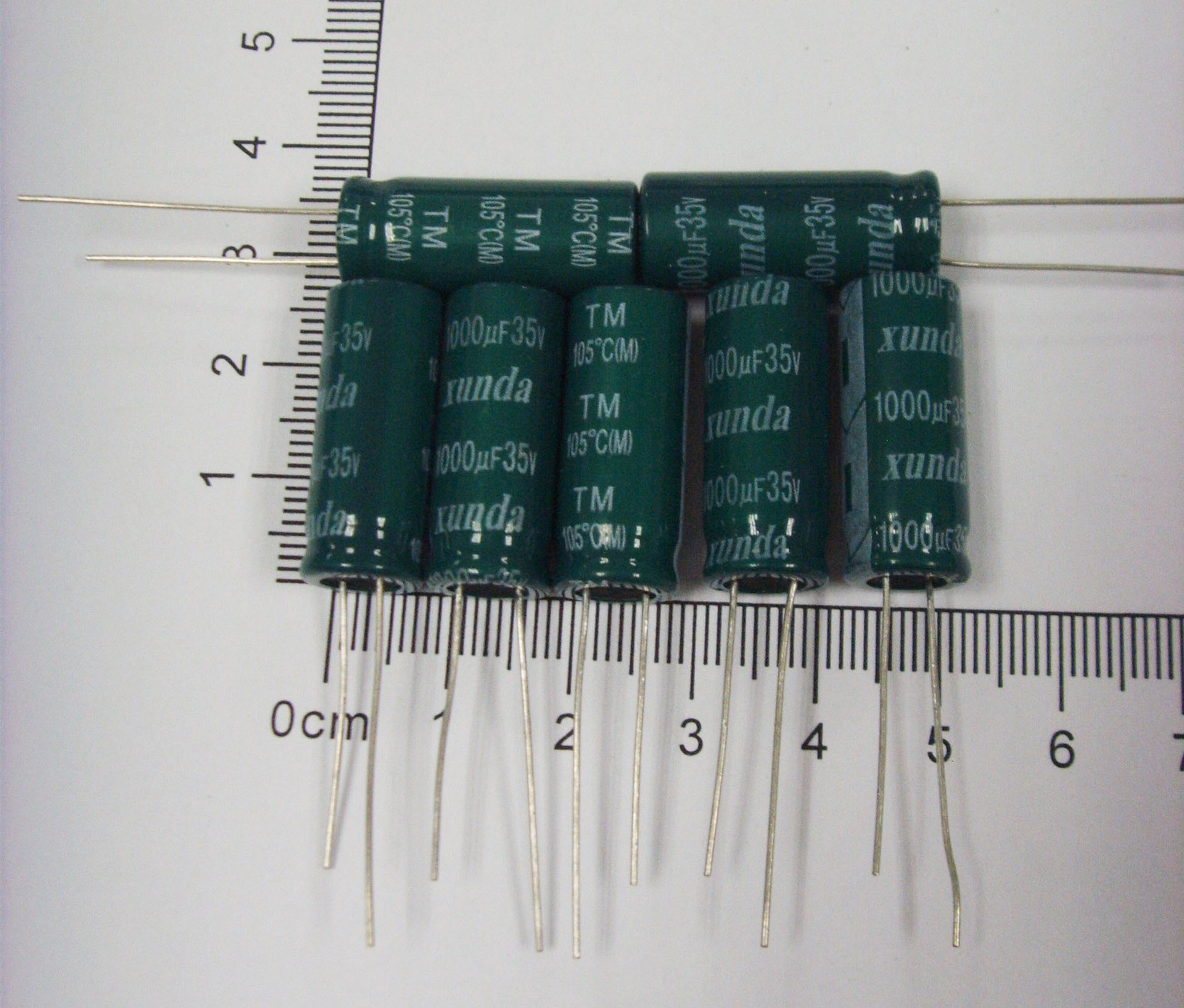 1000uf/35v 体积10*25高频低内阻铝电解电容器lowesr CD288电容